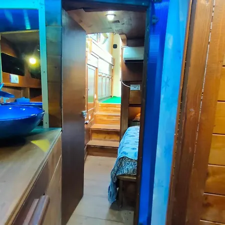 Kamp alanı Yoghi E Bubu *