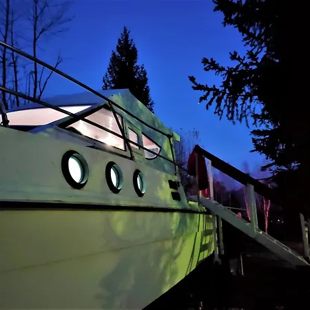 Yoghi E Bubu Camping San Giacomo (Piedmont)