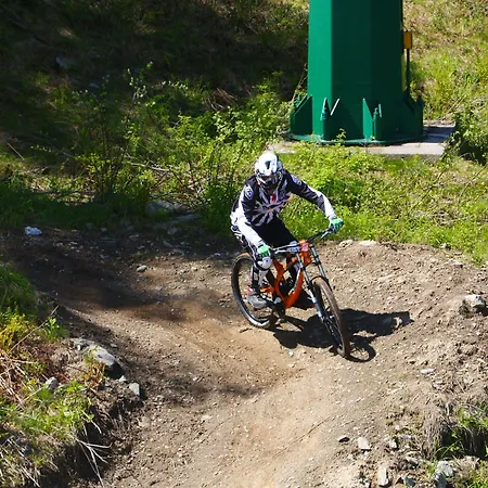 Campeggio Yoghi E Bubu San Giacomo (Piedmont)