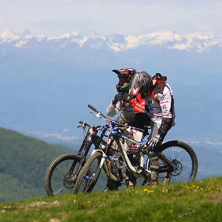 Yoghi E Bubu Camping *