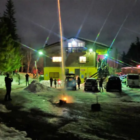 Yoghi E Bubu Camping San Giacomo (Piedmont)