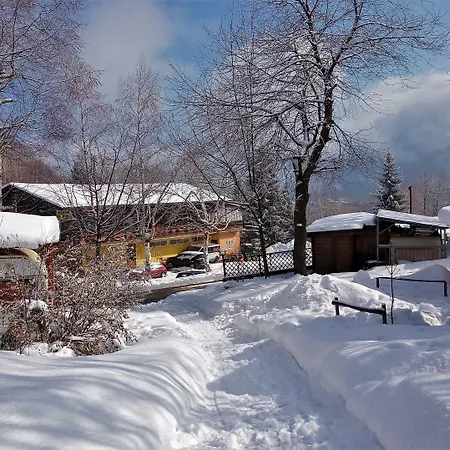 Yoghi E Bubu Camping