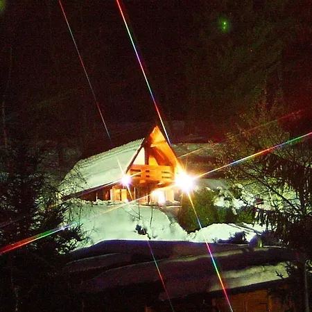 Yoghi E Bubu Κάμπινγκ