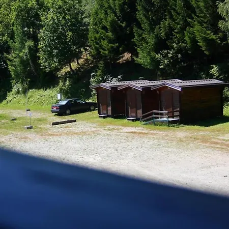 Campingplads Yoghi E Bubu *