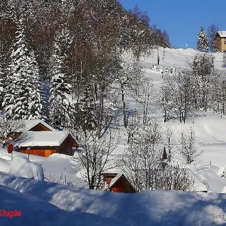 Kamp alanı Yoghi E Bubu *
