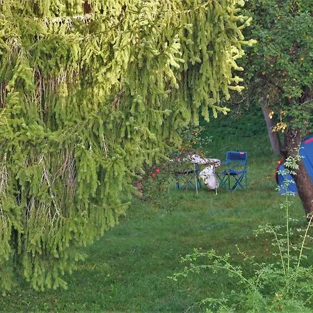 Campingplads Yoghi E Bubu *